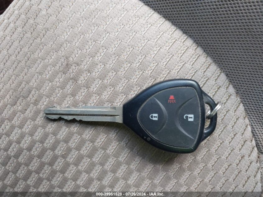 2007 Toyota Rav4 Limited V6 VIN: JTMBK31V975017715 Lot: 39951528