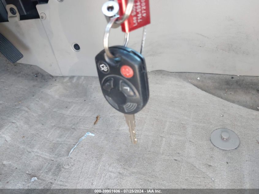 2011 Ford Escape Limited VIN: 1FMCU0EG1BKA56376 Lot: 39951606