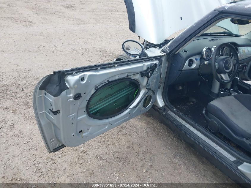 2005 Mini Cooper VIN: WMWRC33495TJ67555 Lot: 39951653