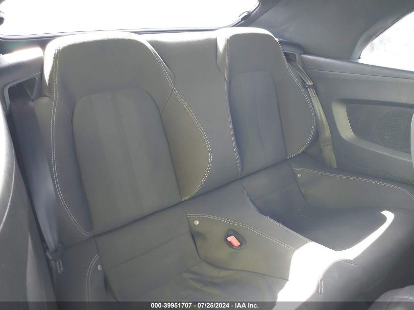 2019 Ford Mustang VIN: 1FATP8UH2K5158827 Lot: 39951707