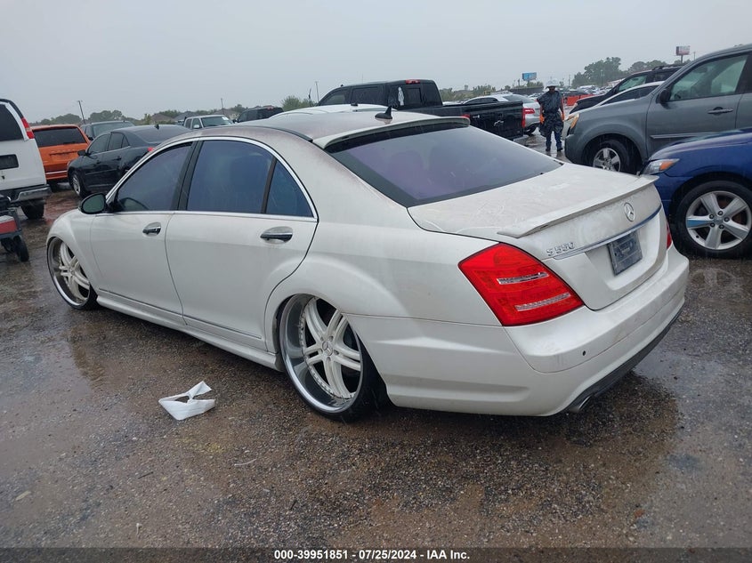 2007 Mercedes-Benz S 550 VIN: WDDNG71X87A115736 Lot: 39951851