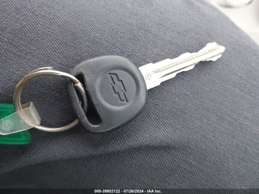 2011 Chevrolet Silverado 1500 Work Truck VIN: 1GCRCPE06BZ330952 Lot: 39952122