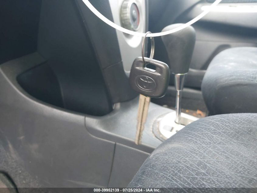 2008 Toyota Yaris S VIN: JTDBT923381270681 Lot: 39952139