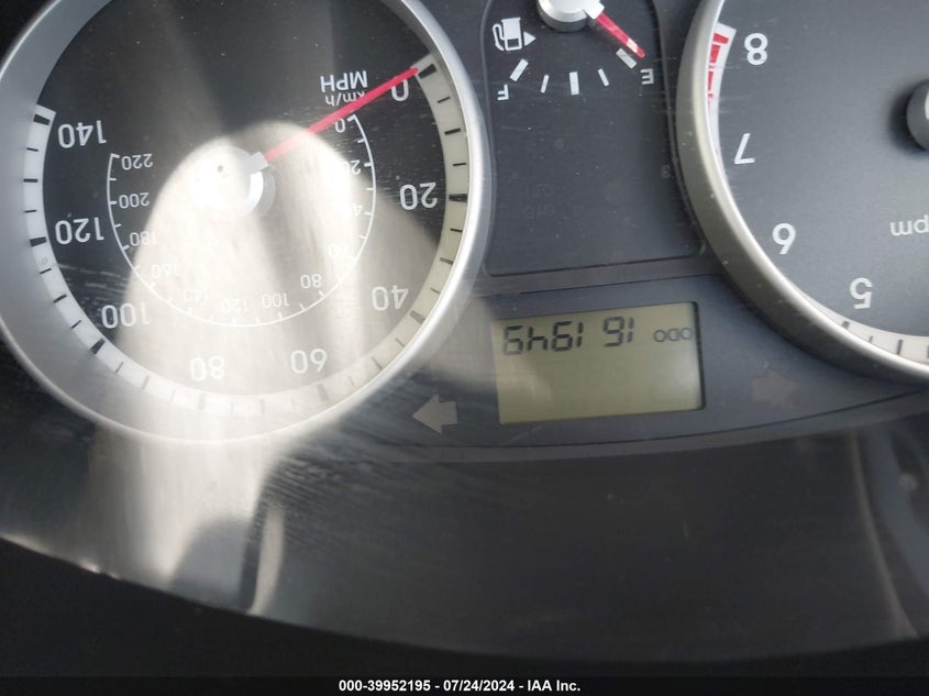 2009 Hyundai Accent Gls VIN: KMHCN46C79U330825 Lot: 39952195