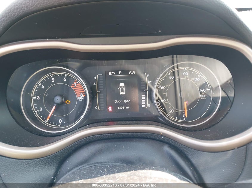 VIN 1C4PJMCS9HD213923 2017 JEEP CHEROKEE LATITUDE 4X4