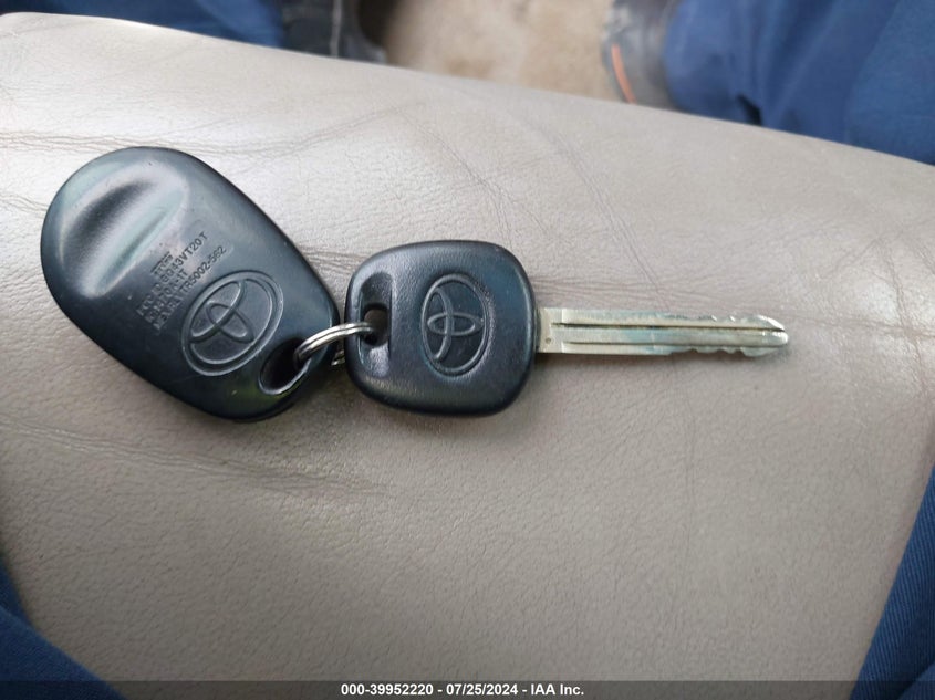 2005 Toyota Sienna Xle/Xle Limited VIN: 5TDZA22C85S292993 Lot: 39952220