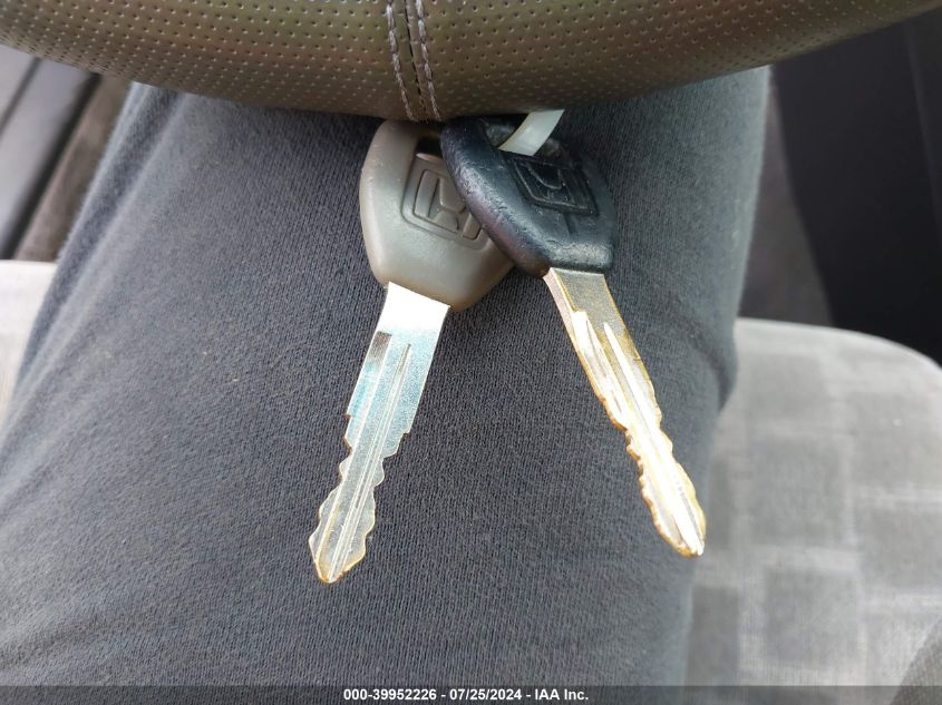 2001 Honda Accord 2.3 Ex VIN: 1HGCG55621A099517 Lot: 39952226