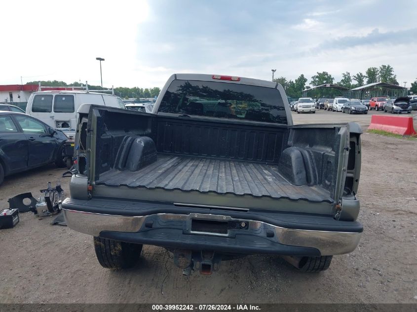 2007 GMC Sierra 2500Hd Classic K2500 Heavy Duty VIN: 1GTHK23DX7F100752 Lot: 39952242