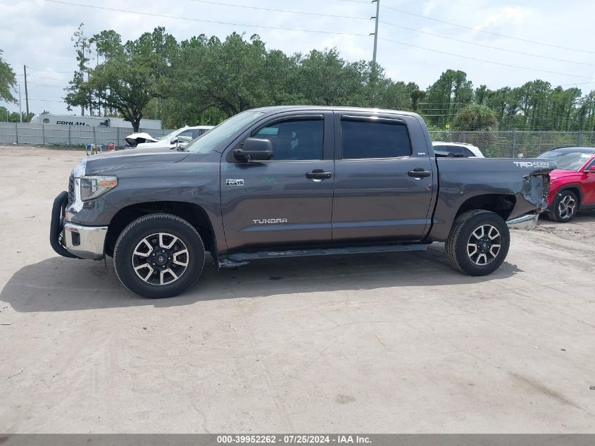 2018 Toyota Tundra Sr5 5.7L V8 VIN: 5TFDW5F11JX769323 Lot: 39952262