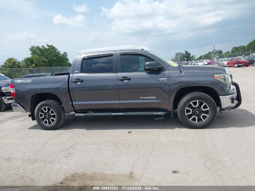 2018 Toyota Tundra Sr5 5.7L V8 VIN: 5TFDW5F11JX769323 Lot: 39952262