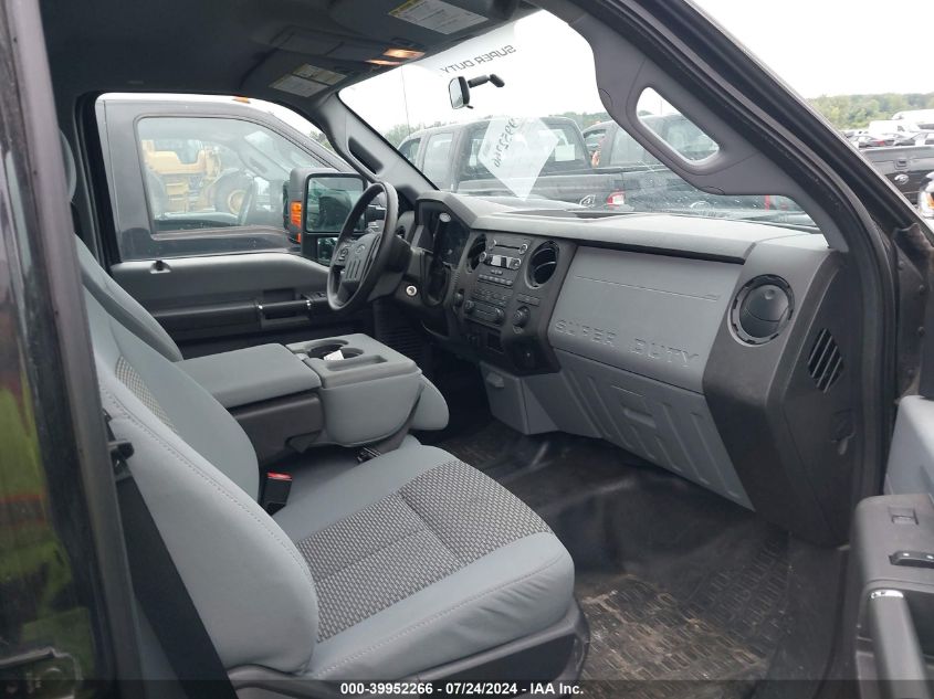 2014 Ford F-450 Xl VIN: 1FT8W4DT2EEA44010 Lot: 39952266