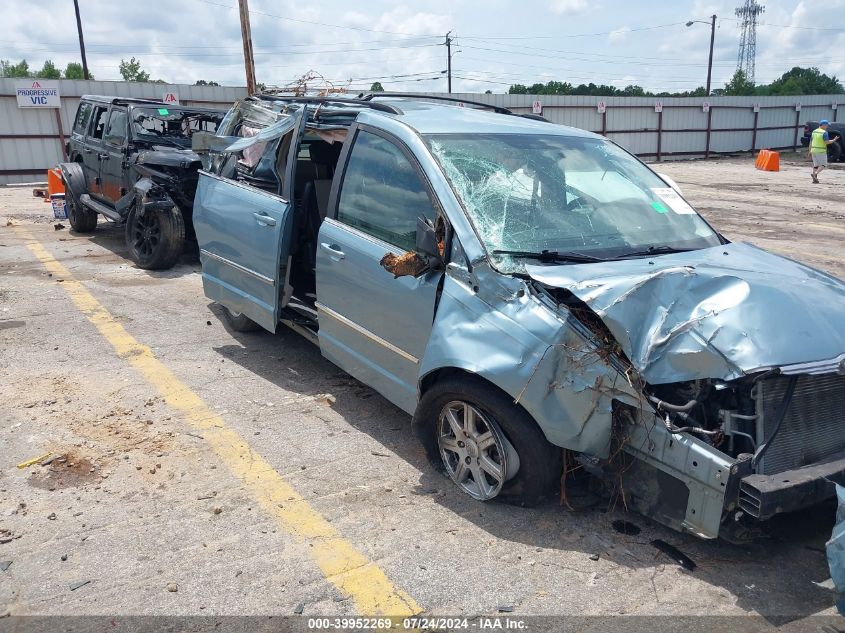 2A4RR8D18AR380964 2010 Chrysler Town & Country Touring Plus