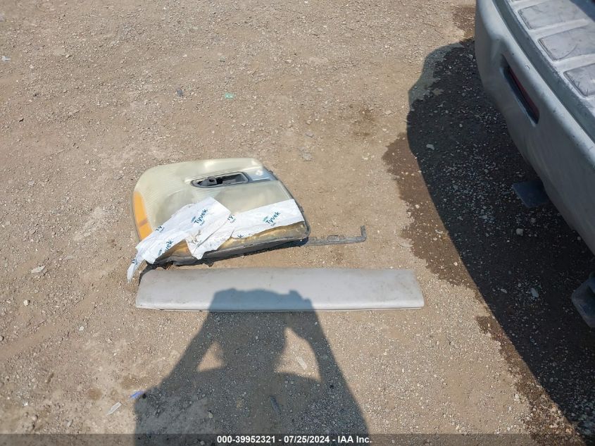 2005 Chevrolet Equinox Ls VIN: 2CNDL13F256203660 Lot: 39952321