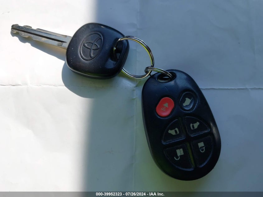 2004 Toyota Sienna Xle/Xle Limited VIN: 5TDZA22C04S094150 Lot: 39952323