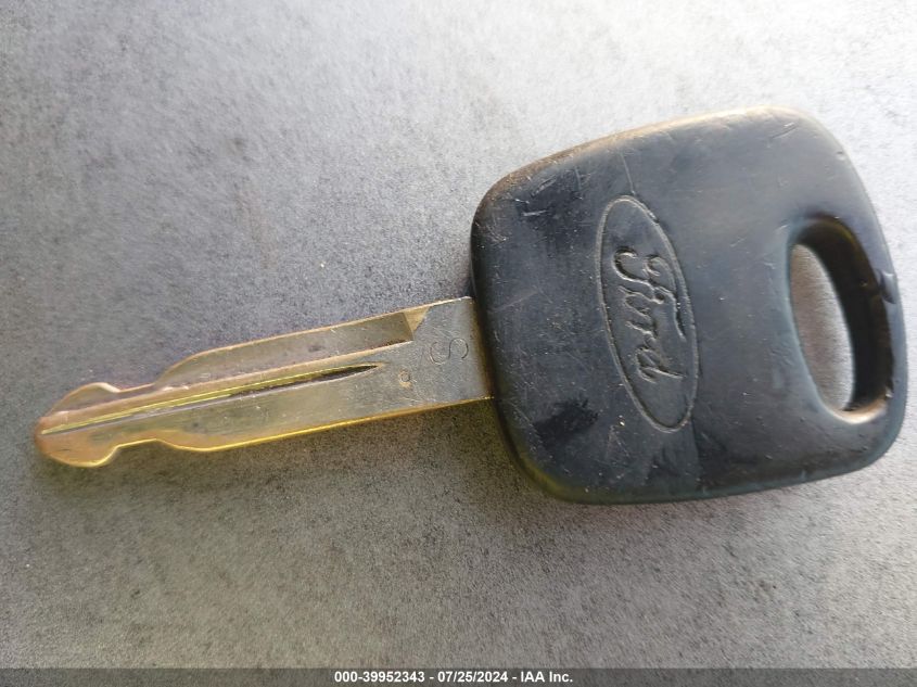 2000 Ford F-150 Lariat/Work Series/Xl/Xlt VIN: 2FTRX17L5YCA43892 Lot: 39952343