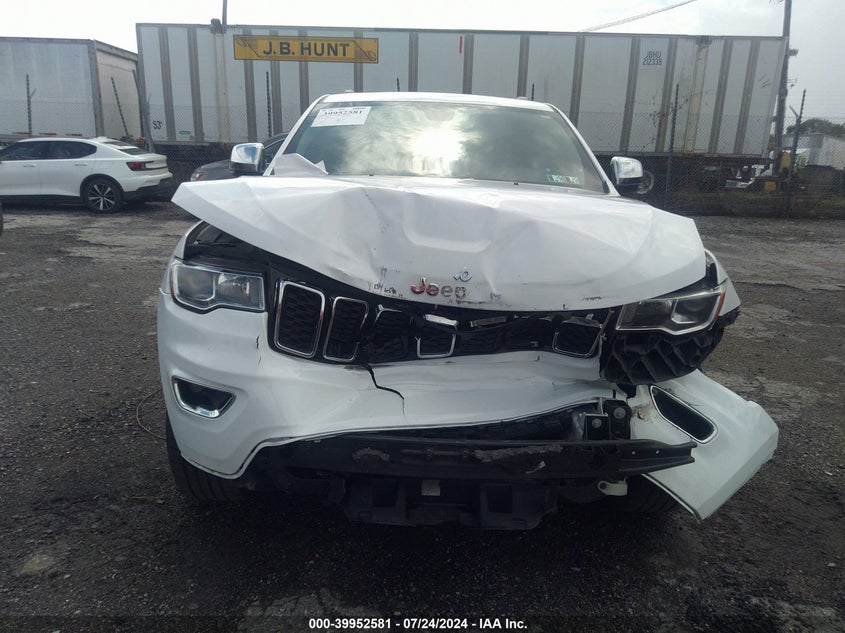 VIN 1C4RJFBG4JC444080 2018 JEEP GRAND CHEROKEE LIMITED 4X4