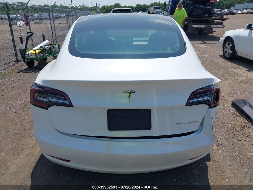 2019 Tesla Model 3 Long Range/Performance VIN: 5YJ3E1EB7KF433348 Lot: 39952593