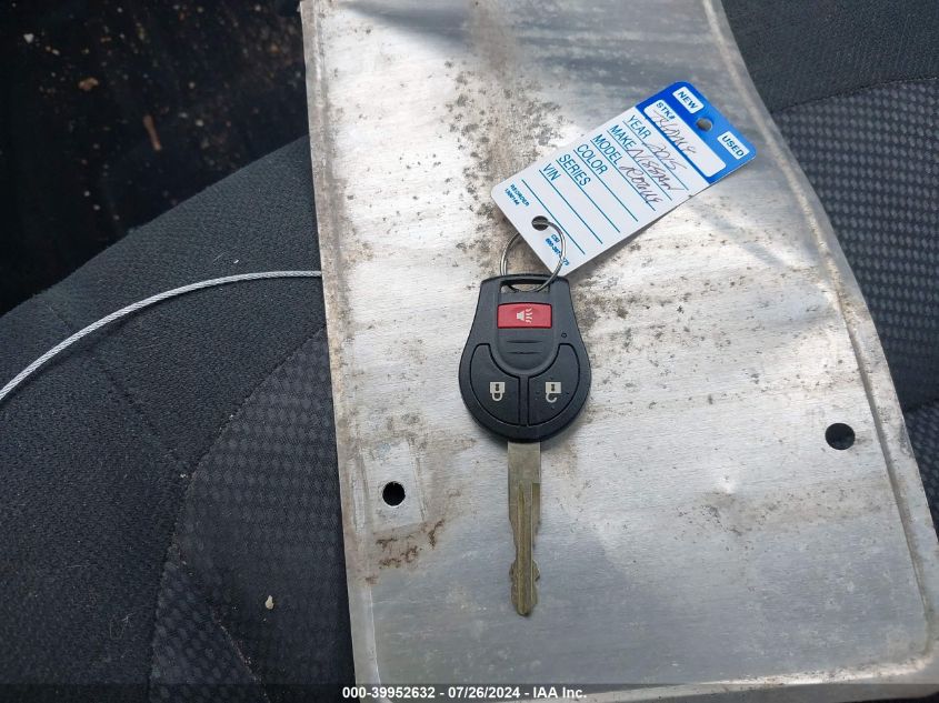 2015 Nissan Rogue Select S VIN: JN8AS5MV4FW253995 Lot: 39952632