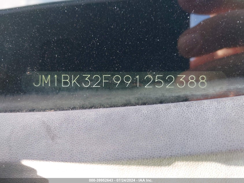 2009 Mazda Mazda3 I VIN: JM1BK32F991252388 Lot: 39952643