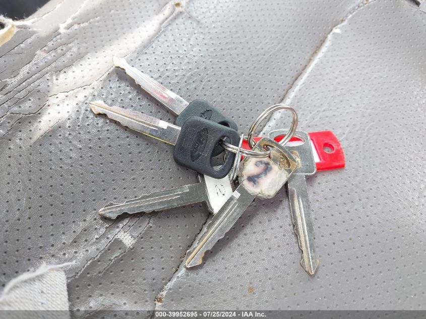 2011 Ford E-250 Commercial VIN: 1FTNE2EW2BDA62026 Lot: 39952695