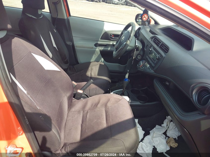 2012 Toyota Prius C Four/One/Three/Two VIN: JTDKDTB30C1016073 Lot: 39952709