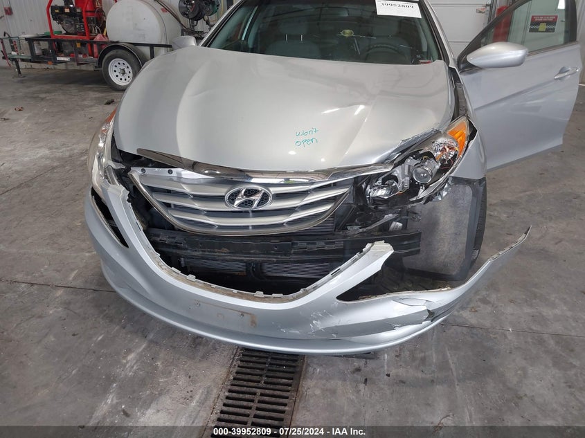 2012 Hyundai Sonata Gls VIN: 5NPEB4AC4CH419380 Lot: 39952809