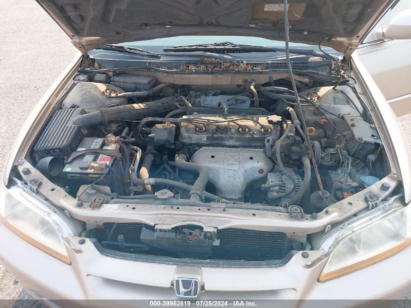 2000 Honda Accord 2.3 Se VIN: 1HGCG5676YA119463 Lot: 39952819