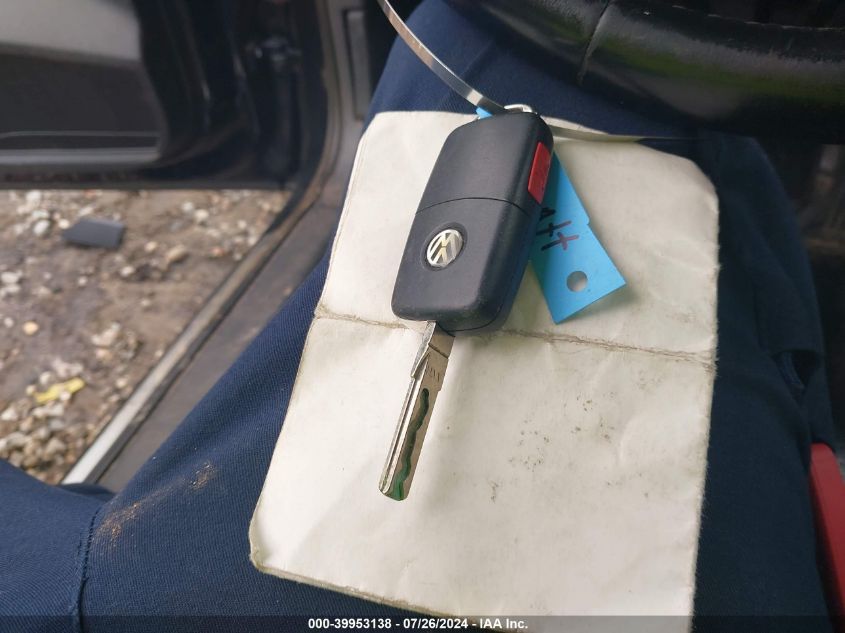 2017 Volkswagen Passat 1.8T Se VIN: 1VWGT7A32HC031183 Lot: 39953138