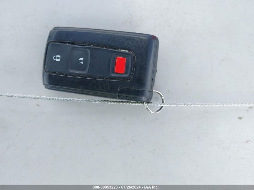 2004 Toyota Prius VIN: JTDKB22U740078778 Lot: 39953223