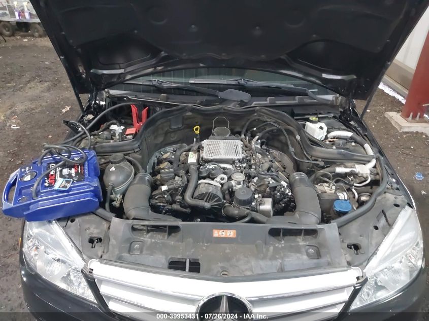 2011 Mercedes-Benz C 300 Luxury/Sport VIN: WDDGF5EB0BA452103 Lot: 39953431