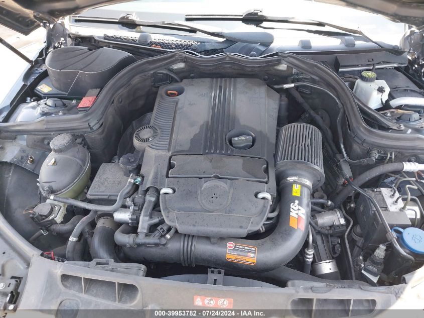 2013 Mercedes-Benz C 250 Luxury/Sport VIN: WDDGF4HB8DA802635 Lot: 39953782