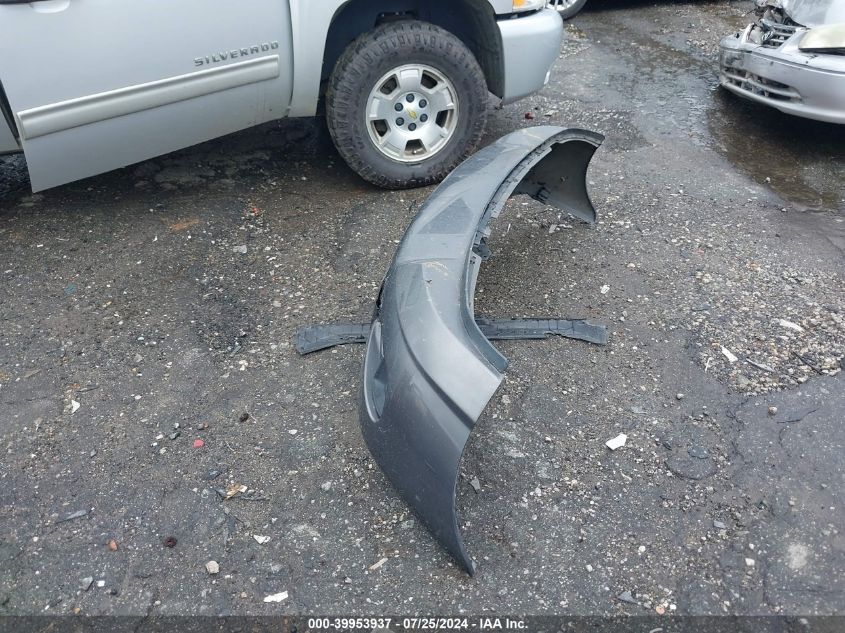 2005 Kia Sportage Ex V6/Lx V6 VIN: KNDJE723957112445 Lot: 39953937