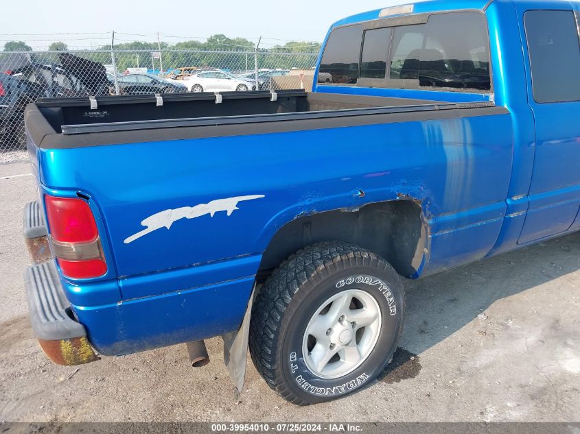 1998 Dodge Ram 1500 St VIN: 1B7HF13Z4WJ135454 Lot: 39954010