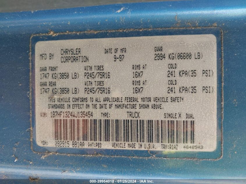1998 Dodge Ram 1500 St VIN: 1B7HF13Z4WJ135454 Lot: 39954010