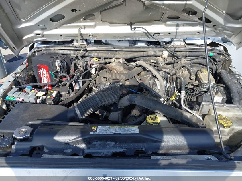 2007 Jeep Wrangler X VIN: 1J4FA24127L123274 Lot: 39954023