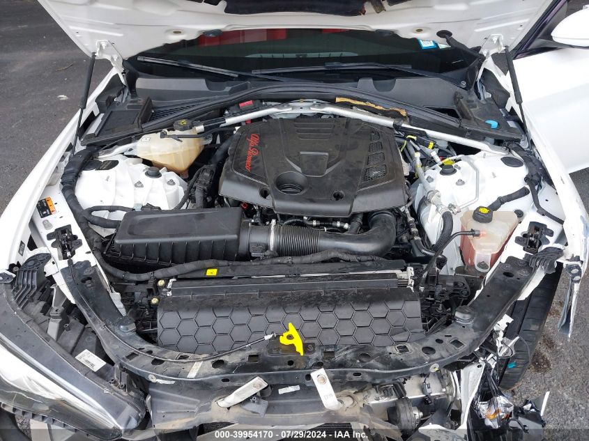 2017 Alfa Romeo Giulia VIN: ZARFAEBN1H7544027 Lot: 39954170