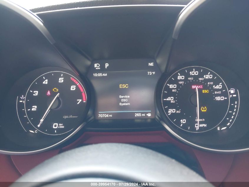 2017 Alfa Romeo Giulia VIN: ZARFAEBN1H7544027 Lot: 39954170