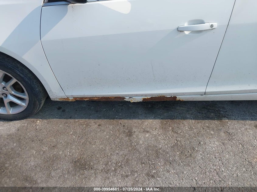 2013 Chevrolet Malibu Eco Premium Audio VIN: 1G11F5SR4DF126742 Lot: 39954681