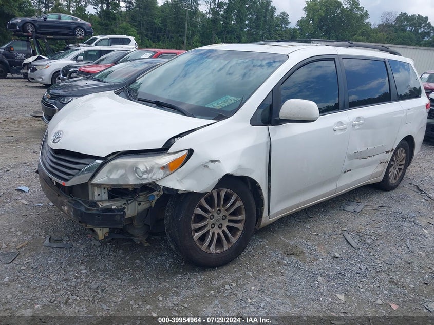 2012 Toyota Sienna Limited V6 7 Passenger/Xle V6 7 Passenger Auto Access Seat/Xle V6 8 Passenger VIN: 5TDYK3DC5CS207374 Lot: 39954964