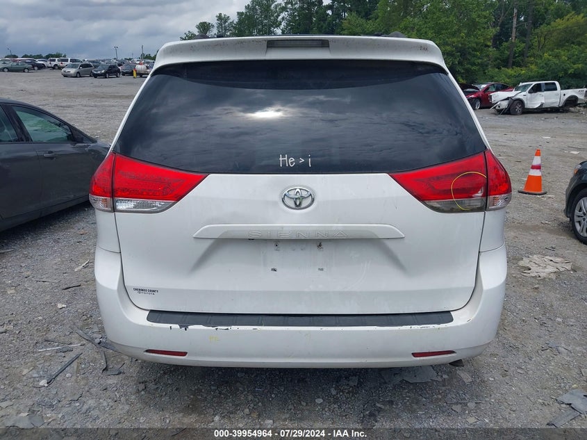 2012 Toyota Sienna Limited V6 7 Passenger/Xle V6 7 Passenger Auto Access Seat/Xle V6 8 Passenger VIN: 5TDYK3DC5CS207374 Lot: 39954964