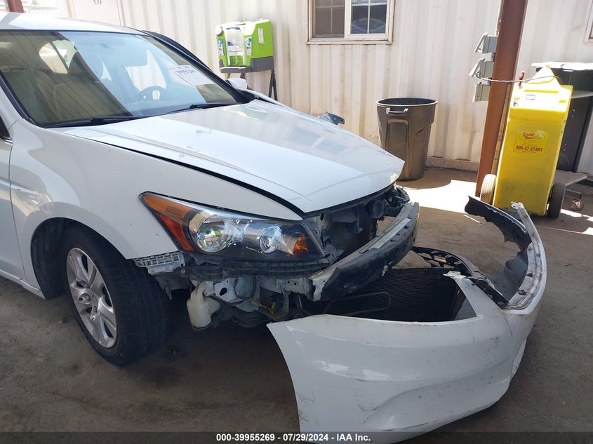 2011 Honda Accord Lx VIN: 1HGCP2F32BA052606 Lot: 39955269