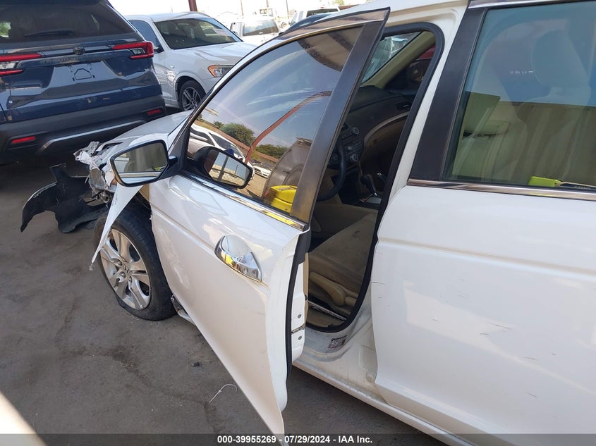 2011 Honda Accord Lx VIN: 1HGCP2F32BA052606 Lot: 39955269