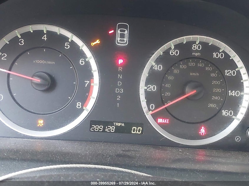 2011 Honda Accord Lx VIN: 1HGCP2F32BA052606 Lot: 39955269