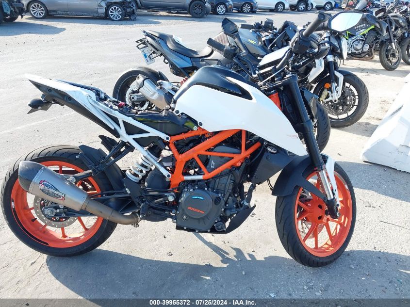 2020 Ktm 390 Duke VIN: MD2JPJ403LC279439 Lot: 39955372