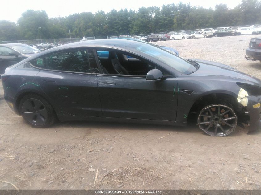 2022 Tesla Model 3 Rear-Wheel Drive VIN: 5YJ3E1EA0NF295471 Lot: 39955499