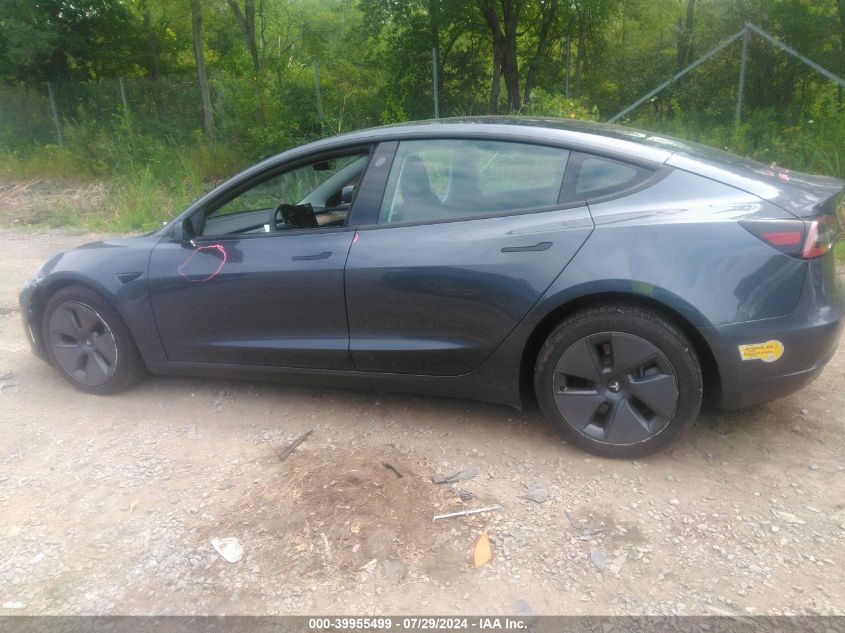 2022 Tesla Model 3 Rear-Wheel Drive VIN: 5YJ3E1EA0NF295471 Lot: 39955499