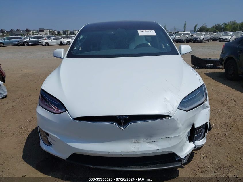 2018 Tesla Model X VIN: 5YJXCBE21JF103538 Lot: 39955523