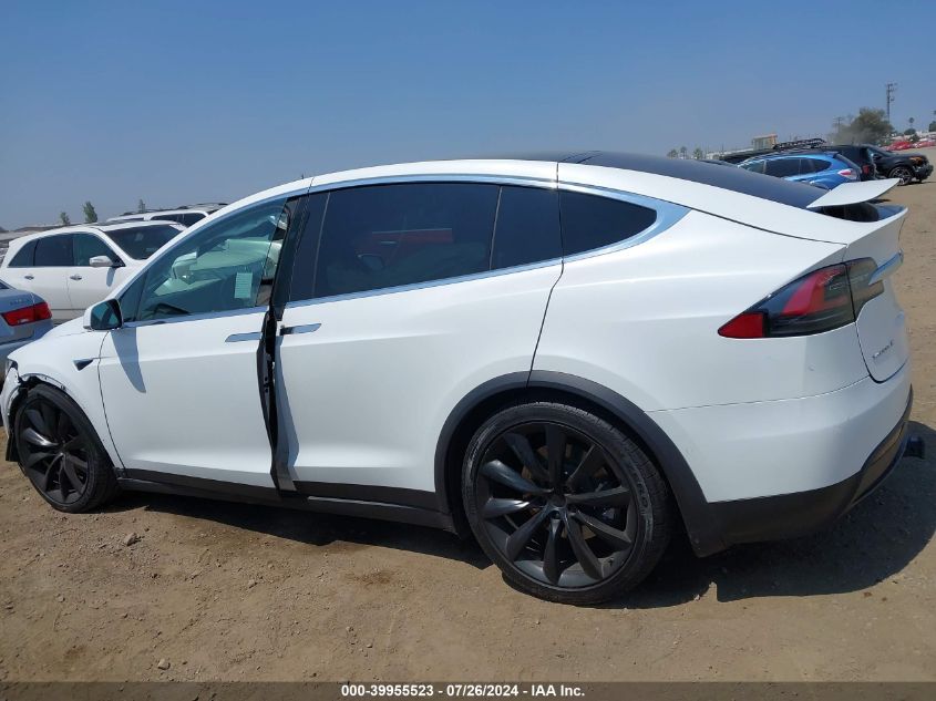 5YJXCBE21JF103538 2018 Tesla Model X