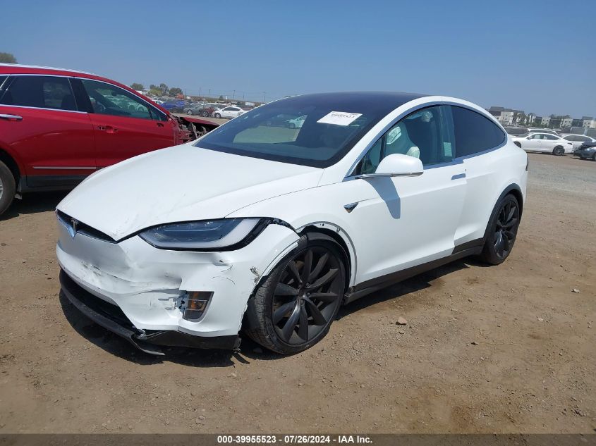 VIN 5YJXCBE21JF103538 2018 TESLA MODEL X no.2