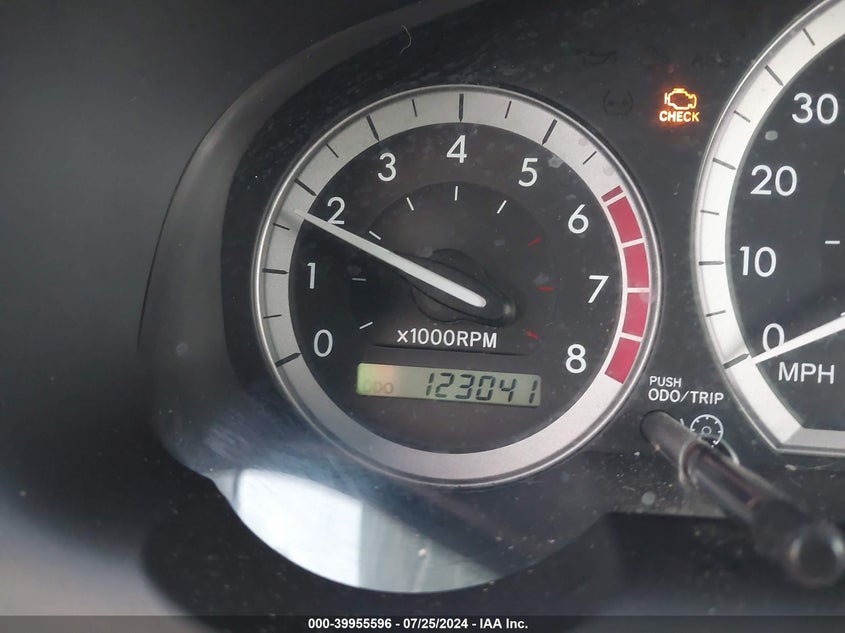 2004 Toyota Sienna Xle/Xle Limited VIN: 5TDBA22C24S013098 Lot: 39955596